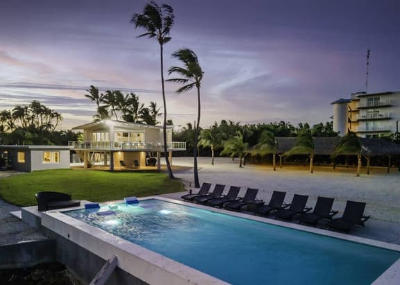 Oceanfront Keys Escape | Private Beach & Pool | 3 Acres